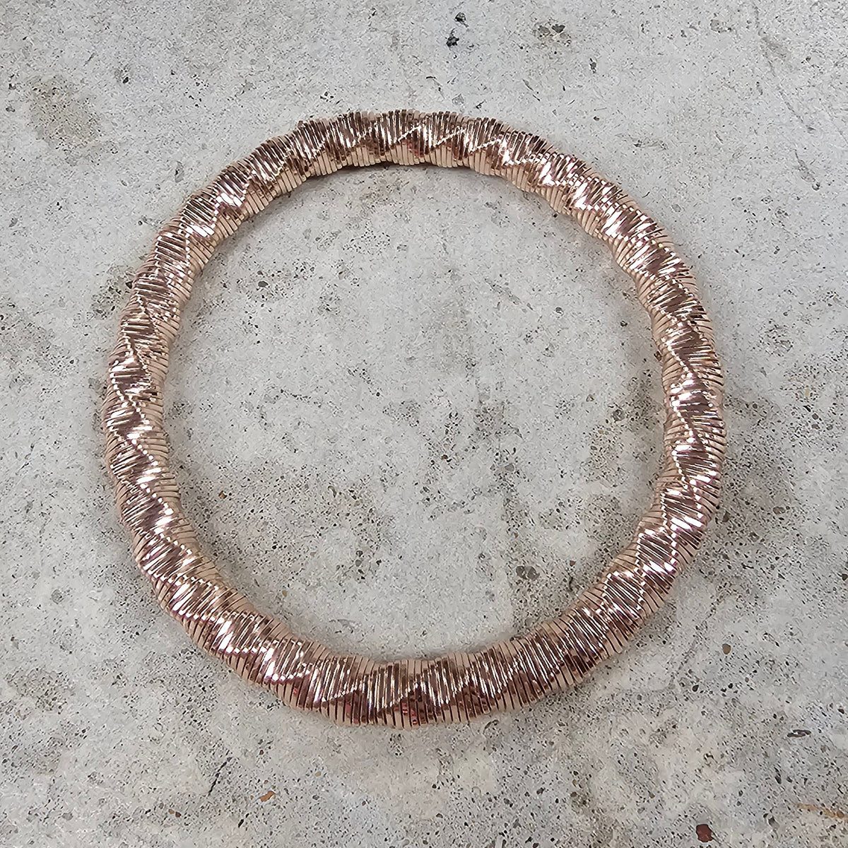Slinky Link Rose Bracelet