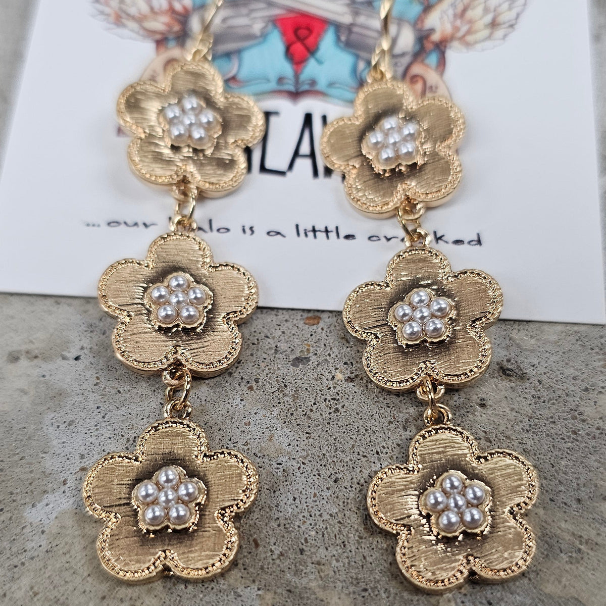 Flower drop earrings