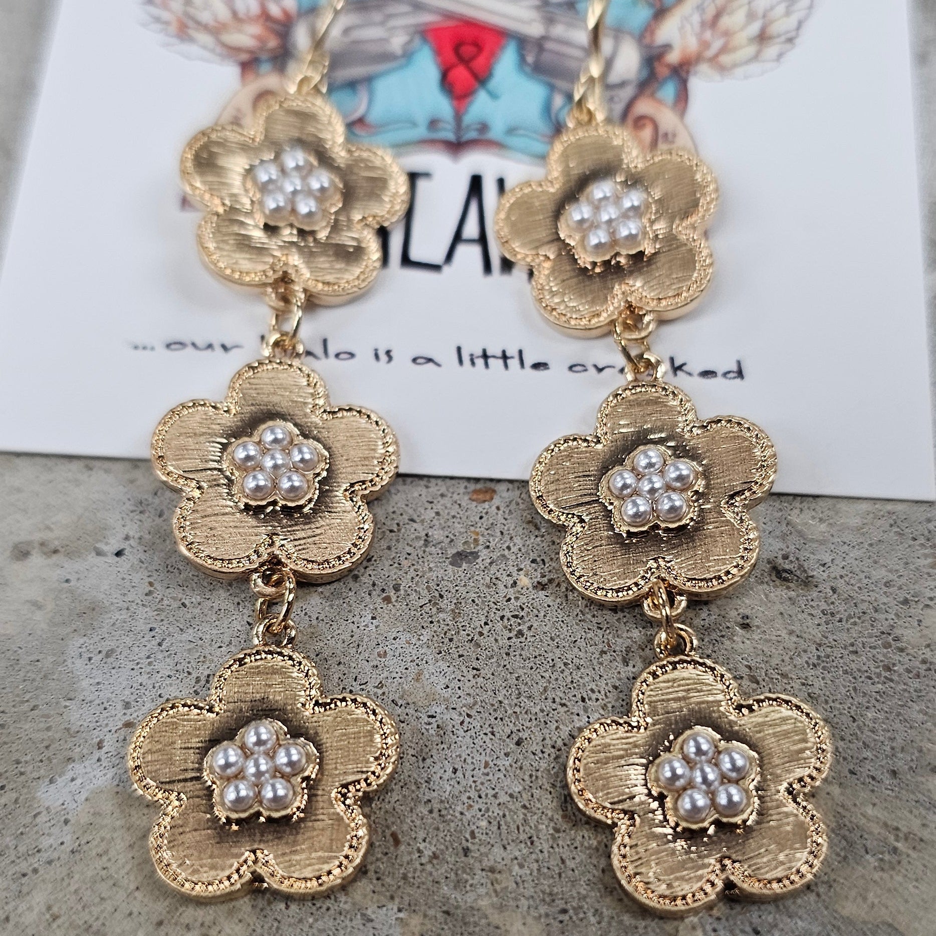 Flower drop earrings