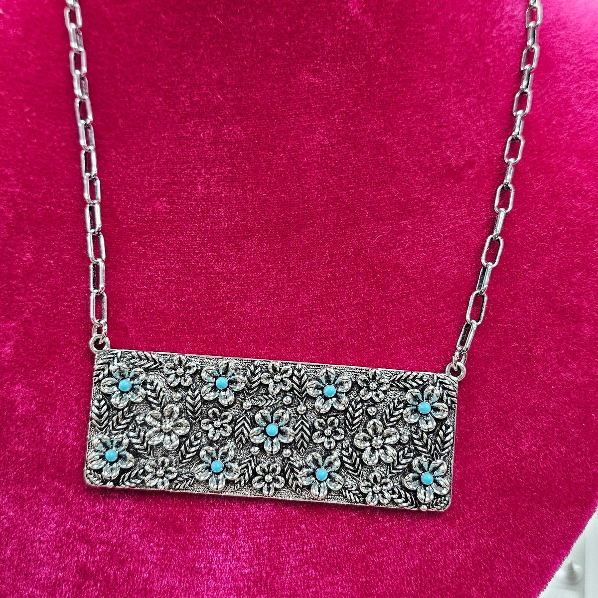 Flower Bar Necklace
