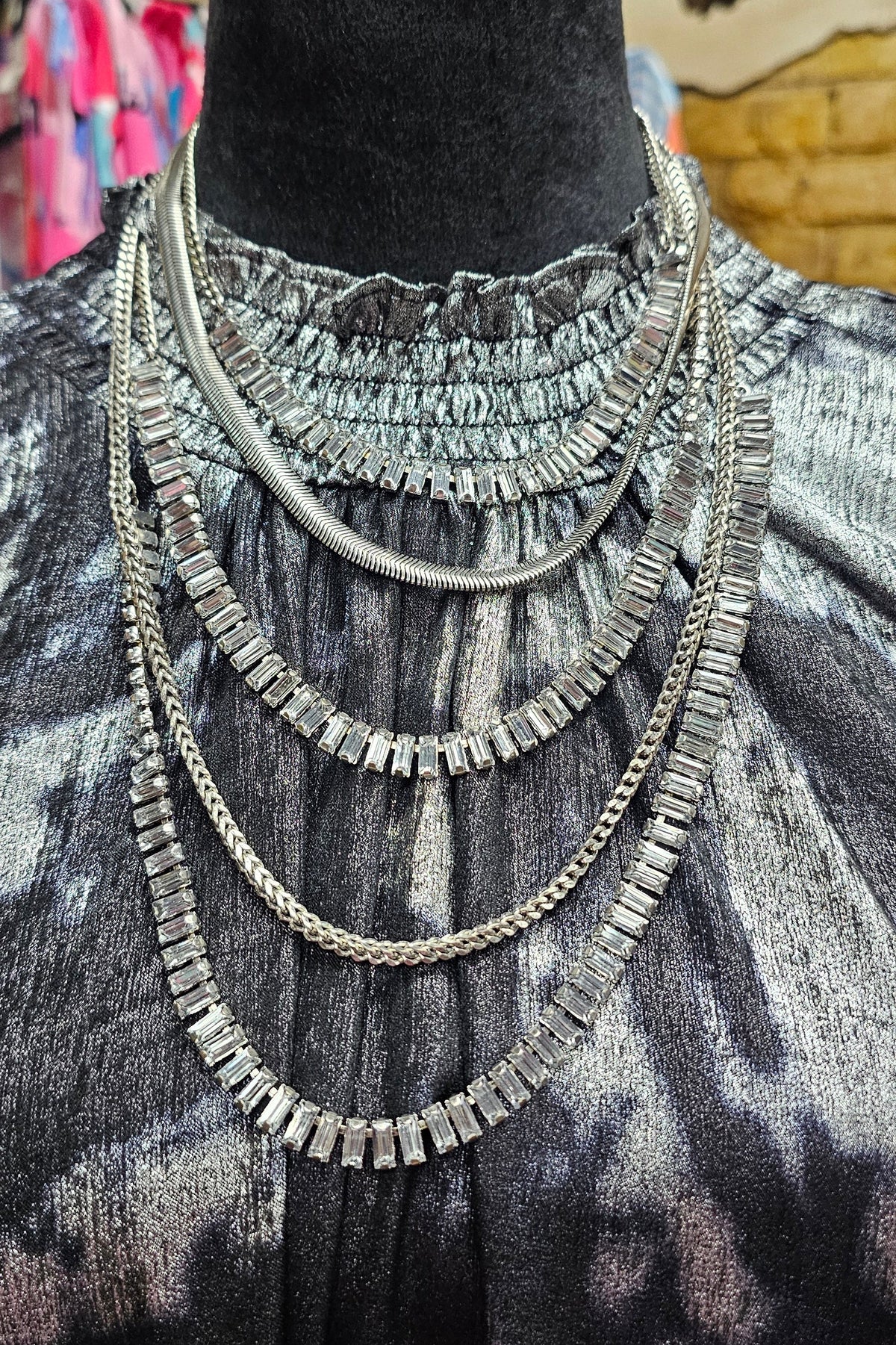 Simple Stunner Necklace