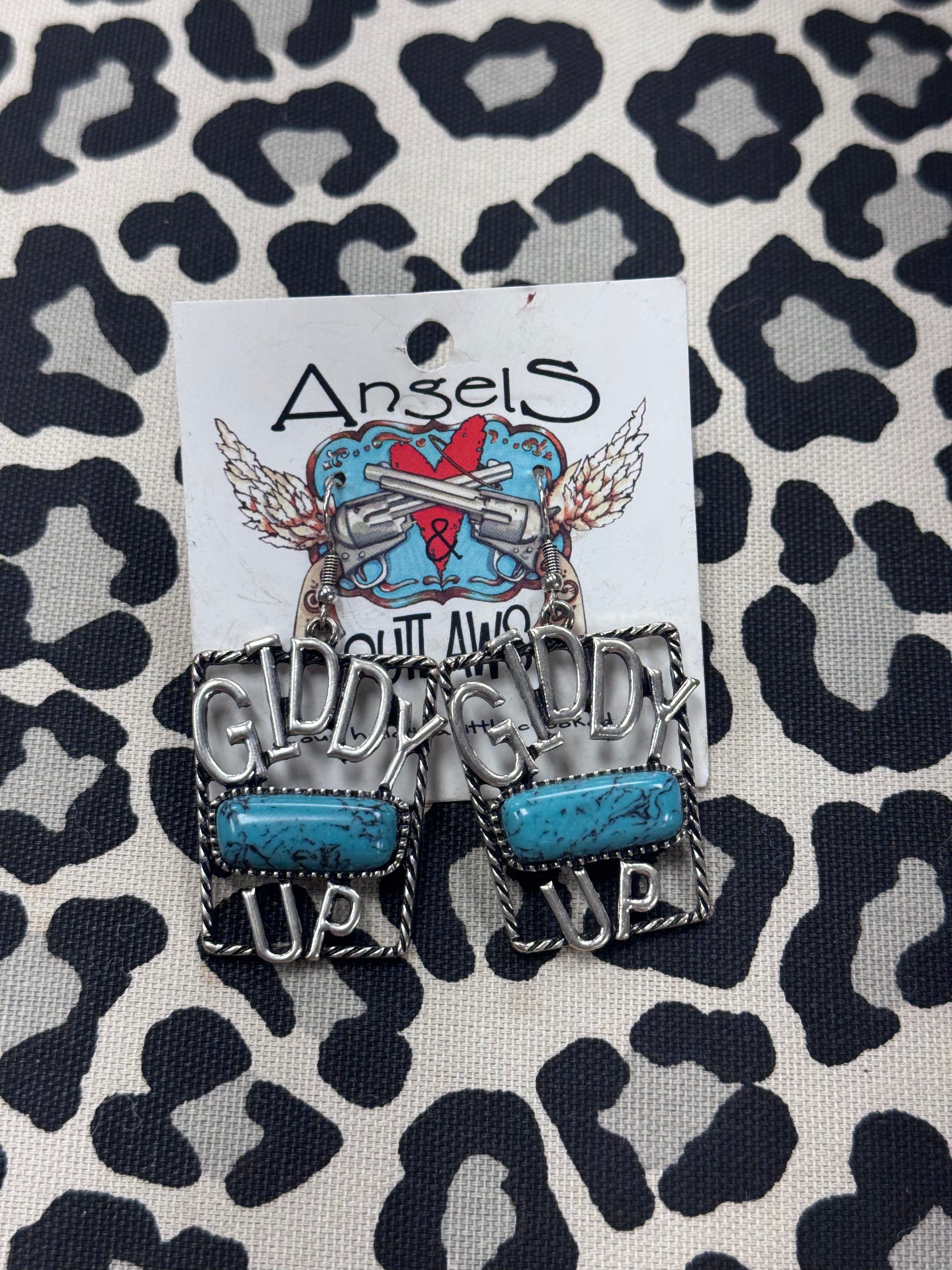 Giddy Up Glam Drops